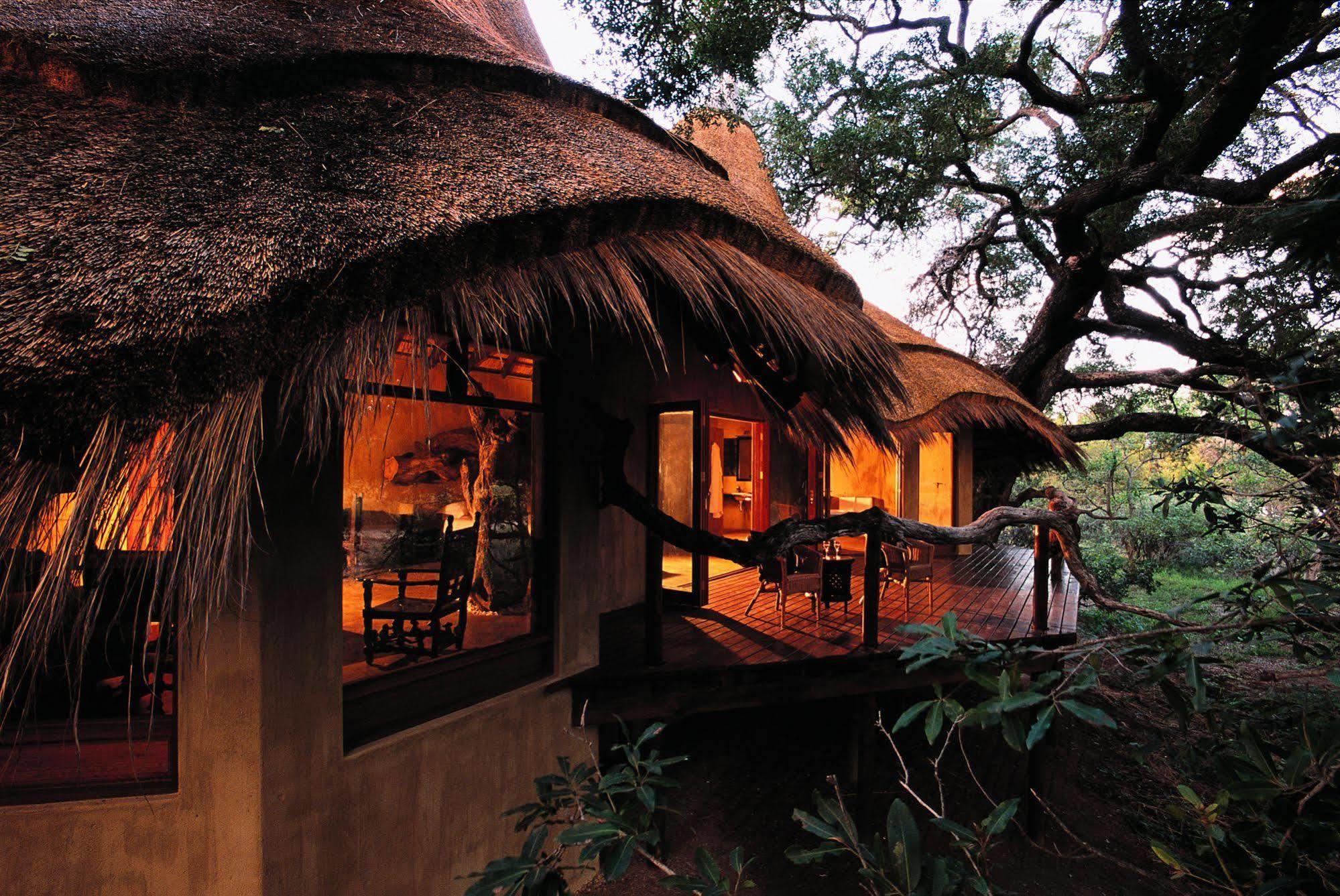 Pondoro Game Lodge Reserva de Caça de Balule Exterior foto
